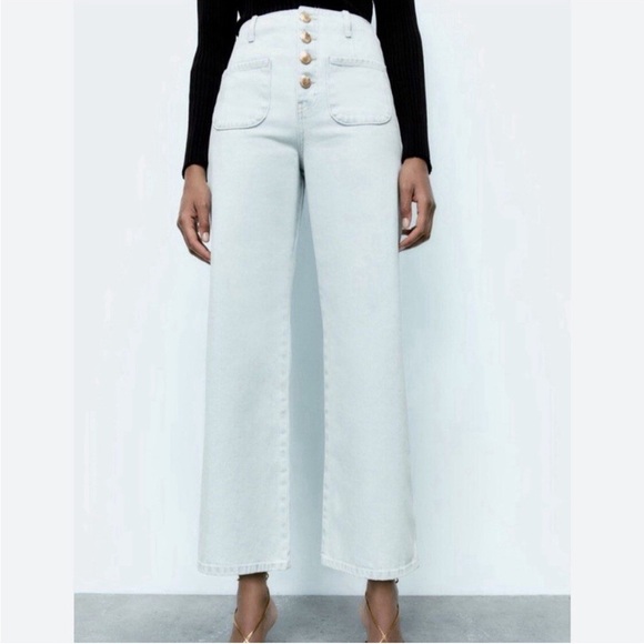 Zara Jeans Woman’s 6 Light Wash -High Waisted-Button Fly -Wide Leg Crop - Picture 2 of 9